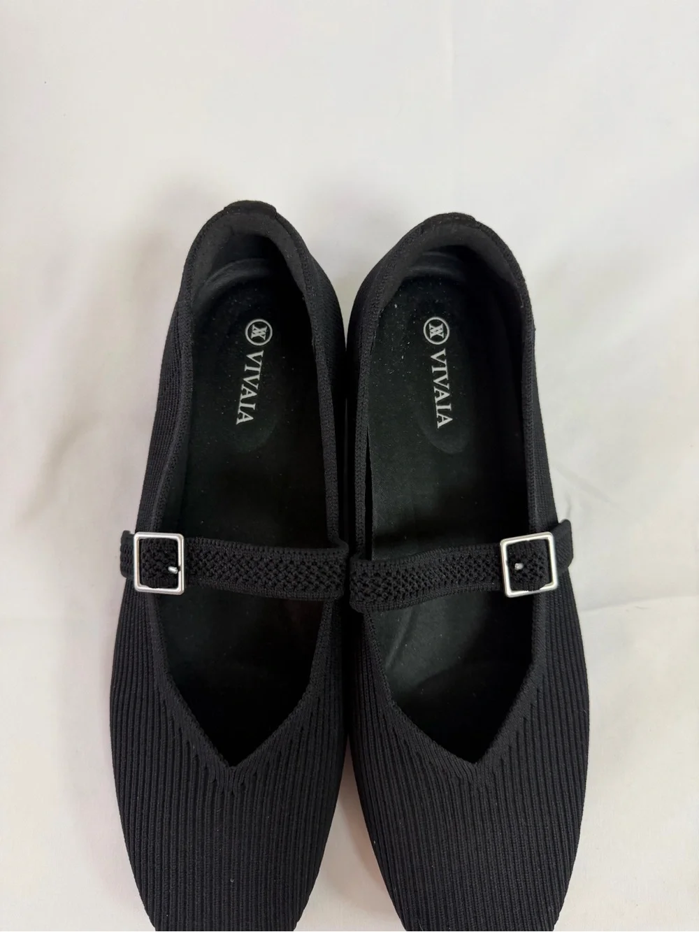 Vivaia Margot Mary Jane Flats, size 40W.